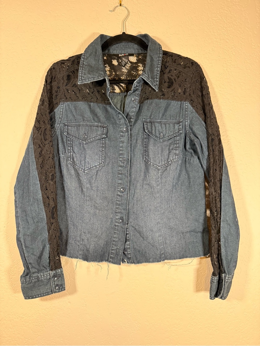 Denim Button Up Shirt Black Lace Yoke Pockets Style & Co Women's Medium